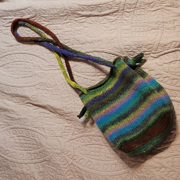 Hand knit wool rainbow purse bag - Picture 1 of 5